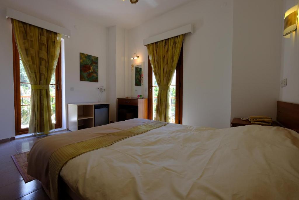 Flying Dutchman Hotel Oludeniz Room photo
